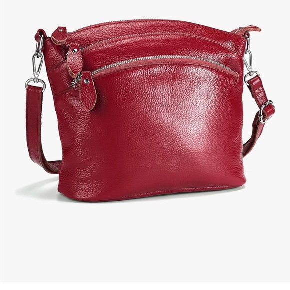 Chic Red Crossbody Bag - Picture 1 of 7